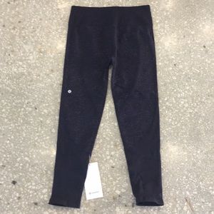 Lululemon Free to Flow 7/8 Yoga Pants - black swan